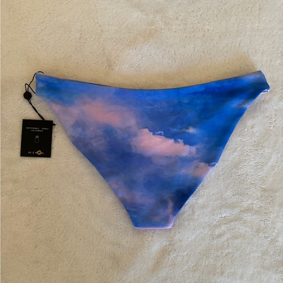 Skatie Cheryl Swim Bikini Bottoms in Dream / NWT - Picture 2 of 2